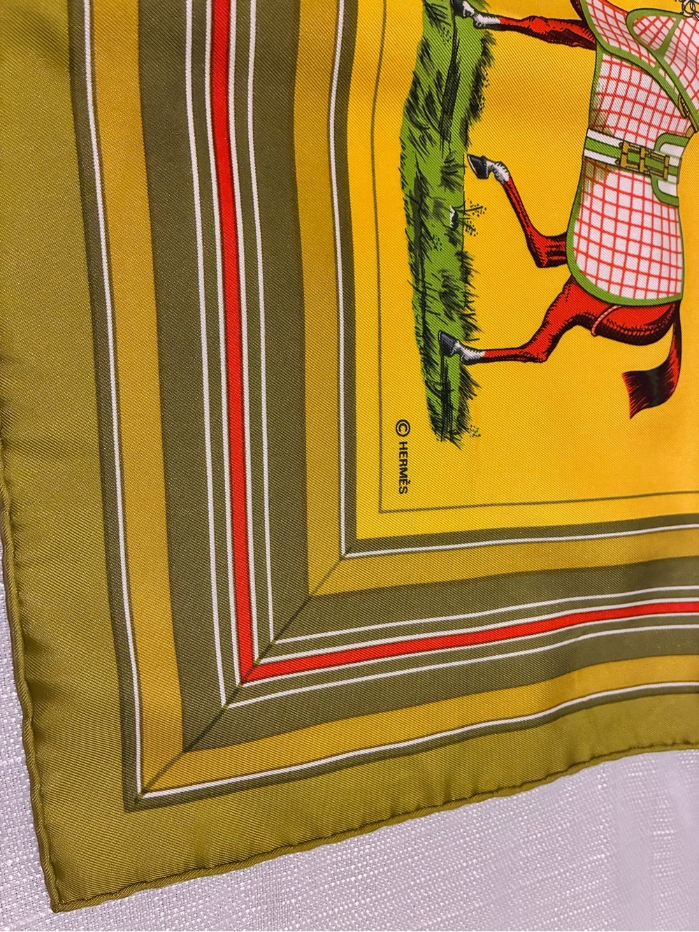 Hermes Silk Scarf Couvertures et Tenues de Jour Yellow with Box Authentic - Picture 7 of 9